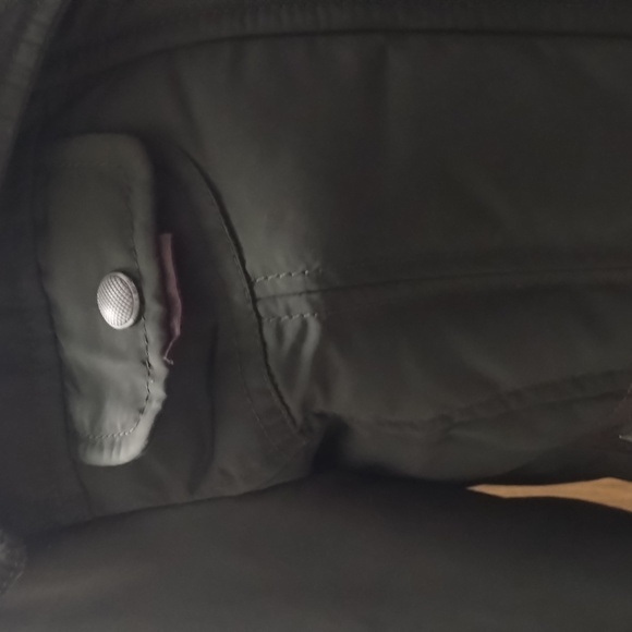 Andrew Marc coat size small - Picture 2 of 9